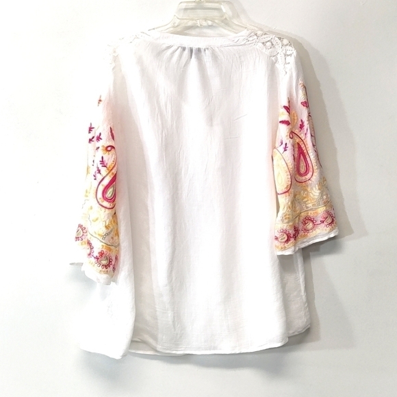 Zac and Rachel women's blouse off-white with embroidered sleeves Size: L - Picture 2 of 6